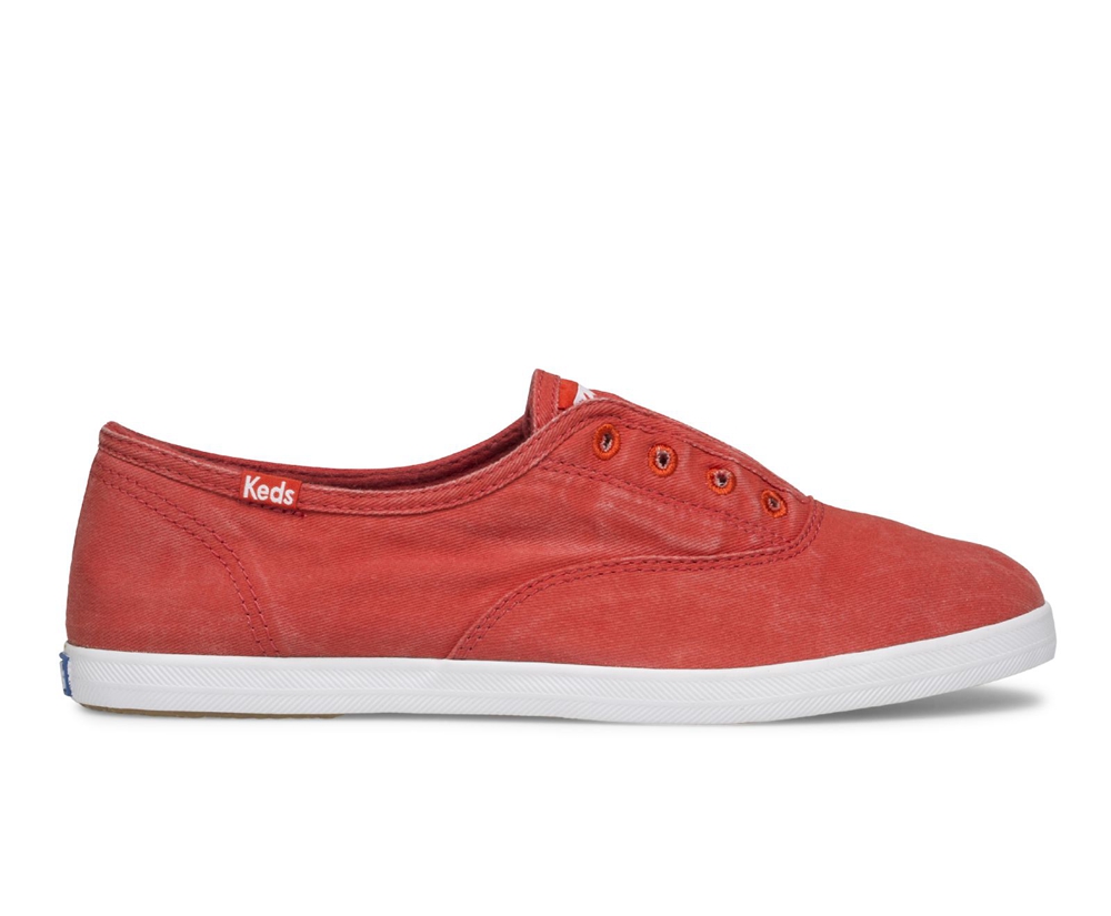 Keds Womens Slip Ons Red - Chillax Seasonal - 827NDCLAU